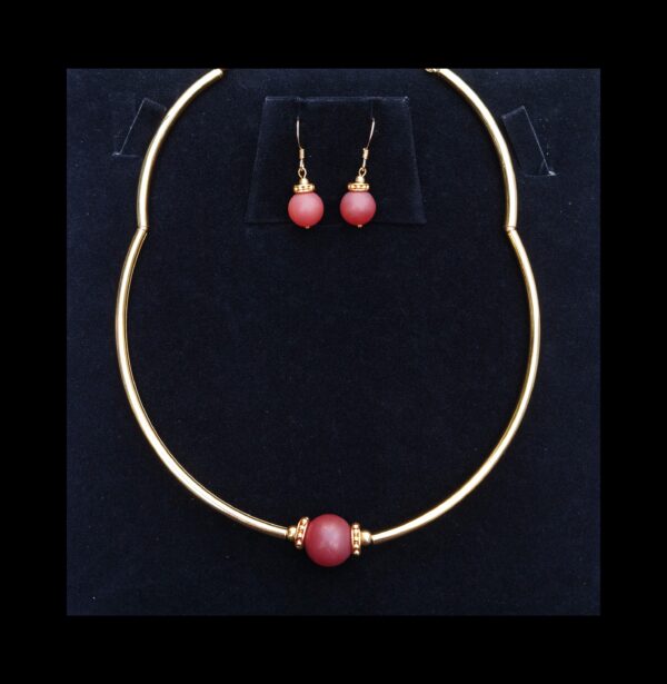 Agate Necklace and Earrings