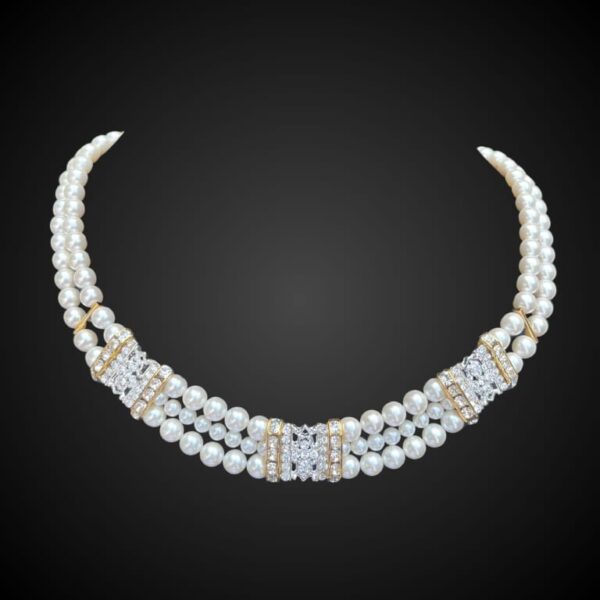 Shell Pearl Necklace