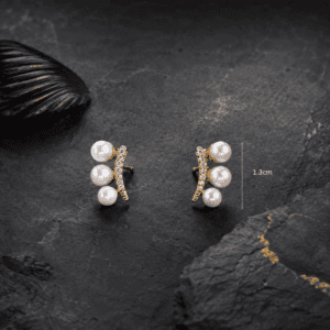 Shell Pearl Earrings