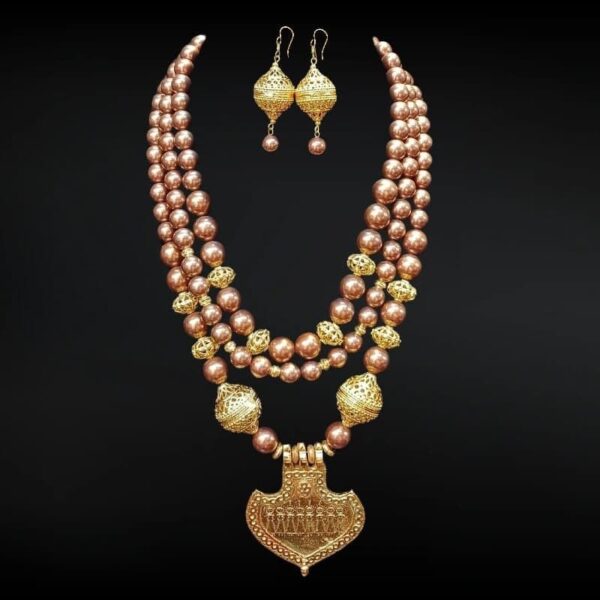 Shell Pearl Necklace And Earring