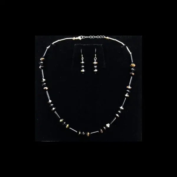 Agate Necklace and Earrings