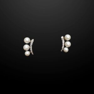 Shell Pearl Earrings