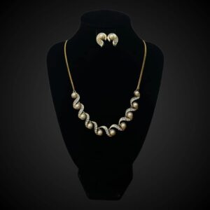 Shell Pearl Necklace Set