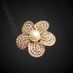 Shell Pearl Brooches